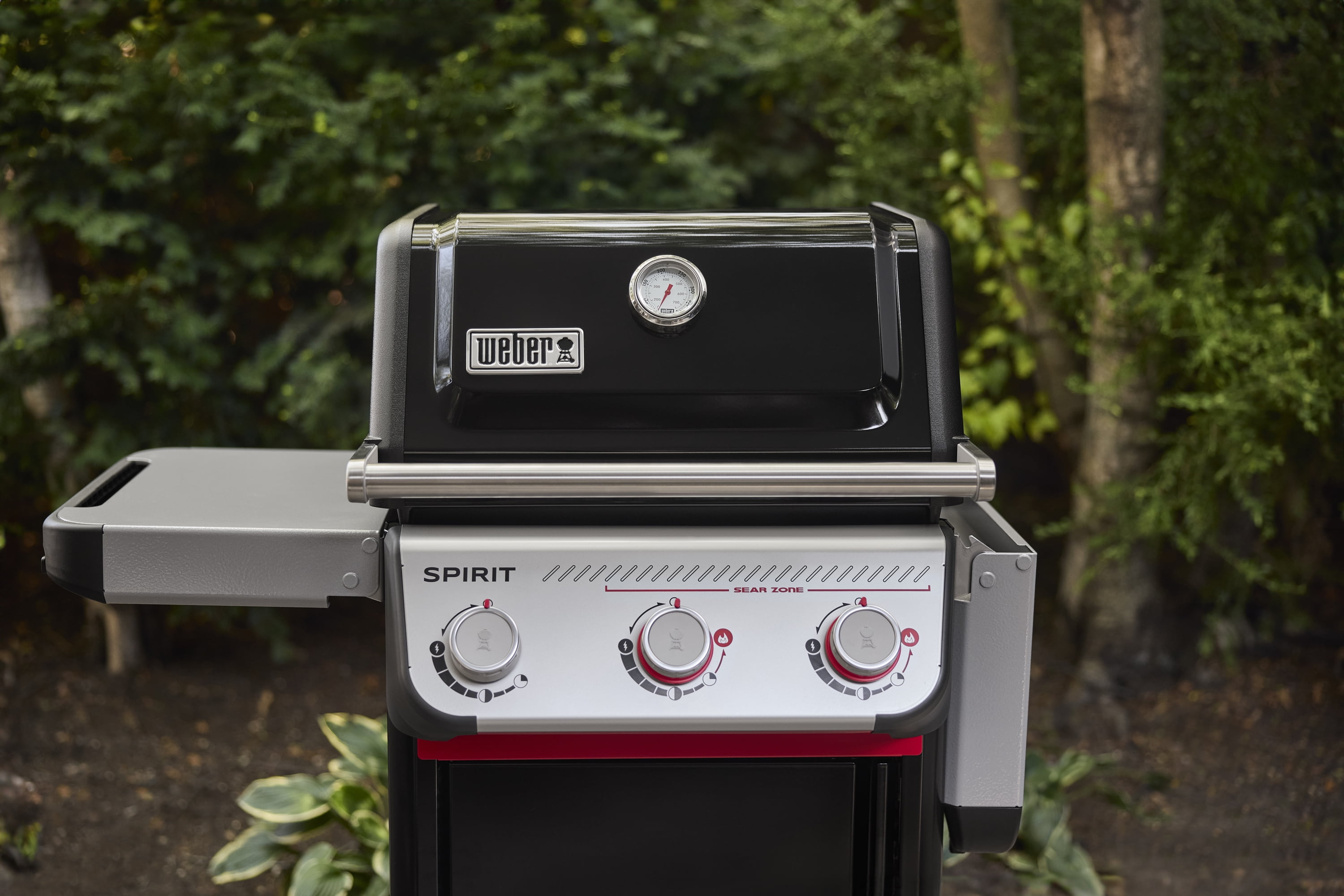 Barbecue au gaz Spiritᴹᴰ E-325 (gaz naturel)
