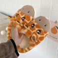 thumbnail image 3 of Zapatillas de algodón para el hogar a la moda, chanclas cortas suaves y acogedoras de felpa con dibujos de jirafa, zapatos de invierno para mujer, zapatillas antideslizantes para interiores, 3 of 4