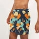 thumbnail image 4 of Pantalones Cortos Casuales de Impresión Hawaiana de los Hombres, Poliéster de Secado Rápido con Forro de Malla para la Playa Y la Piscina, 4 of 9