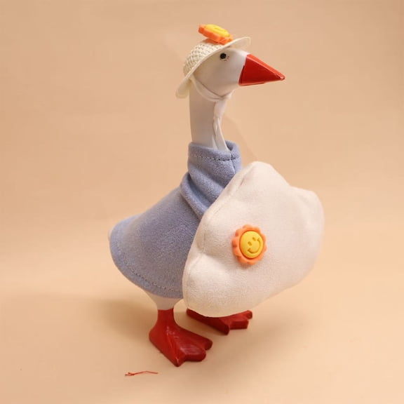 Mini Desktop Plush Decoration Set, Cute Goose Figurine with Cloud Ornaments, Kawaii Room Decor for Desk Bedroom Shelf, Fun Gift for Adults A