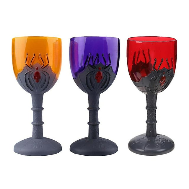 3 copas de Halloween para decoraciones de Halloween.