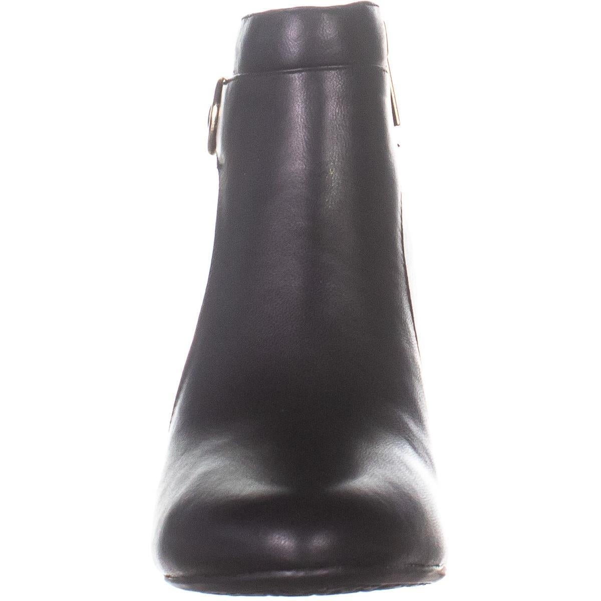 bandolino longo ankle booties