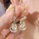 thumbnail image 5 of Pendientes geométricos de lujo ligeros con forma de ojo de gato y piedra de gran sentido, estilo atmosférico, pendientes delgados con forma de gota de agua, 5 of 5