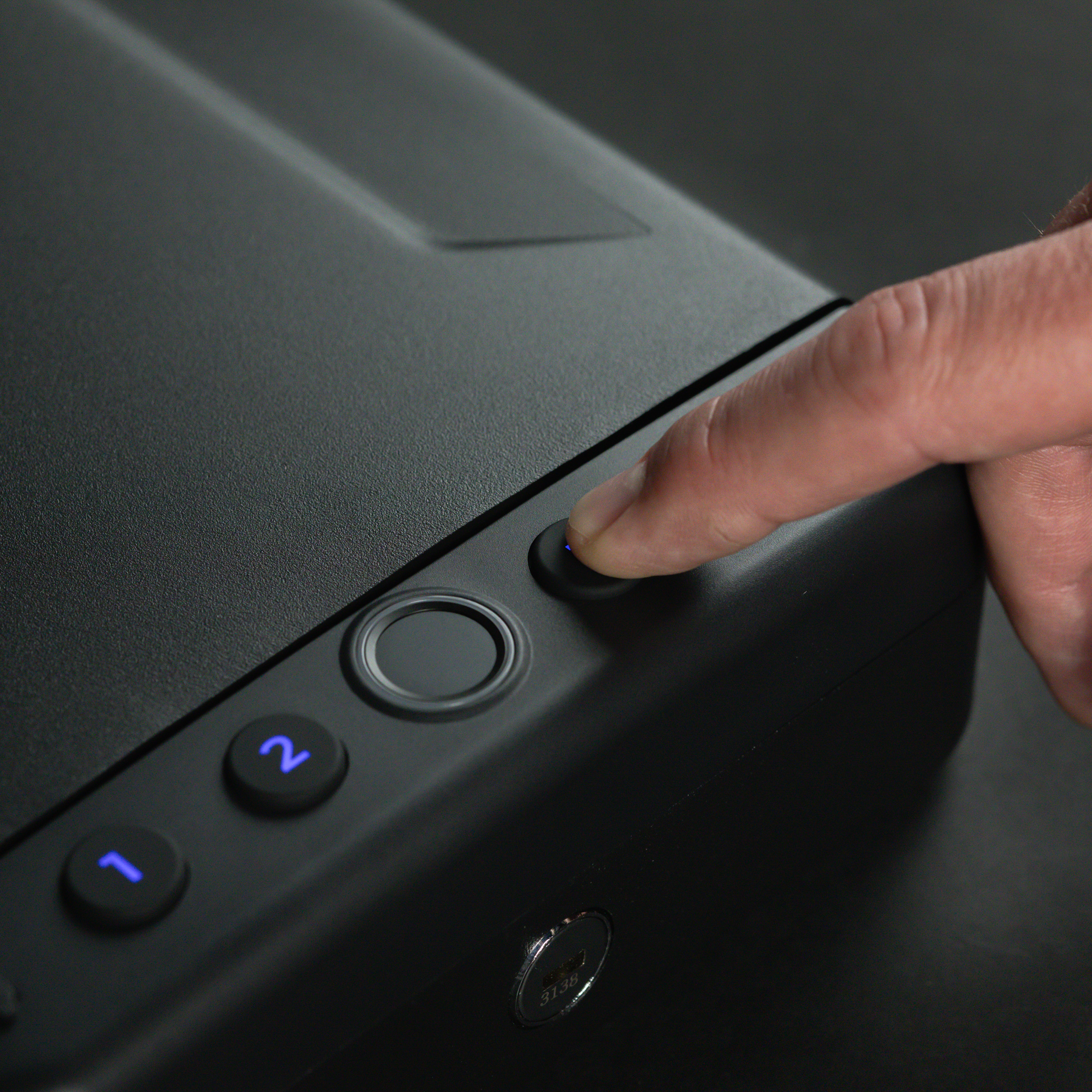 Swiss Tech Wächter 100 Biometric Safe with Fingerprint Lock photo 8