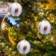 thumbnail image 5 of Juego de 6 Bolas Navideñas Irrompibles de Plástico Rojo, Azul y Dorado | Decoración para Árbol de Navidad Multiestilo | Adornos Ligeros y Duraderos para Fiestas Navideñas, Bodas y El Hogar, 5 of 6