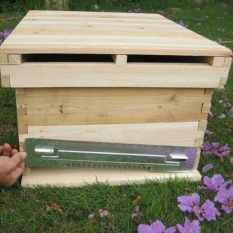 Details about   Bee Hive Sliding Mouse Guards Travel Gate Beekeeping Equipment Tool Hot NEW. 