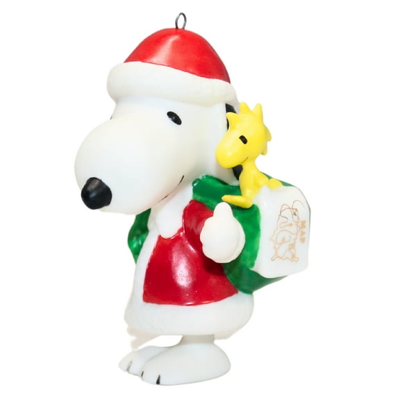 Hallmark Ornament: 2017 Spotlight on Snoopy | QXI3285