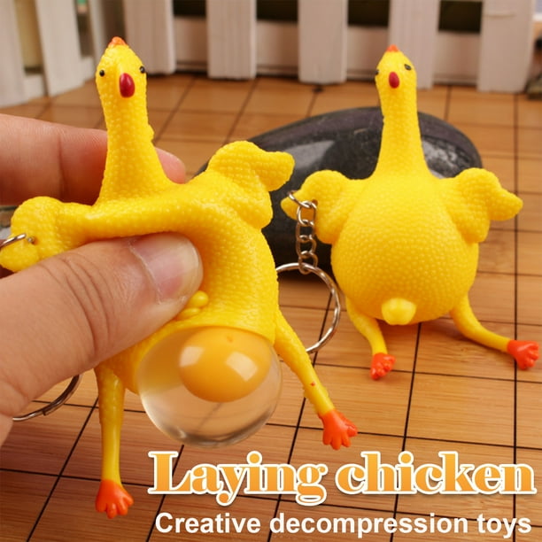 Divertido llavero con forma de gallina y huevos - Juguete antiestrés para adultos y niños | Diseño original de gallina amarilla poniendo huevos | Accesorio de regalo duradero de 9 x 6 cm