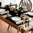 thumbnail image 5 of Juego de 4 manteles individuales para mesa de comedor con diseño de tiras de Halloween, 5 of 5