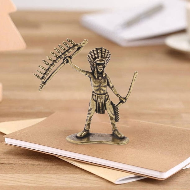 Figura de guerrero indio, estatua de latón, ideal como regalo, escultura hecha a mano, adorno de mesa para decoración de escritorio, hogar y oficina.