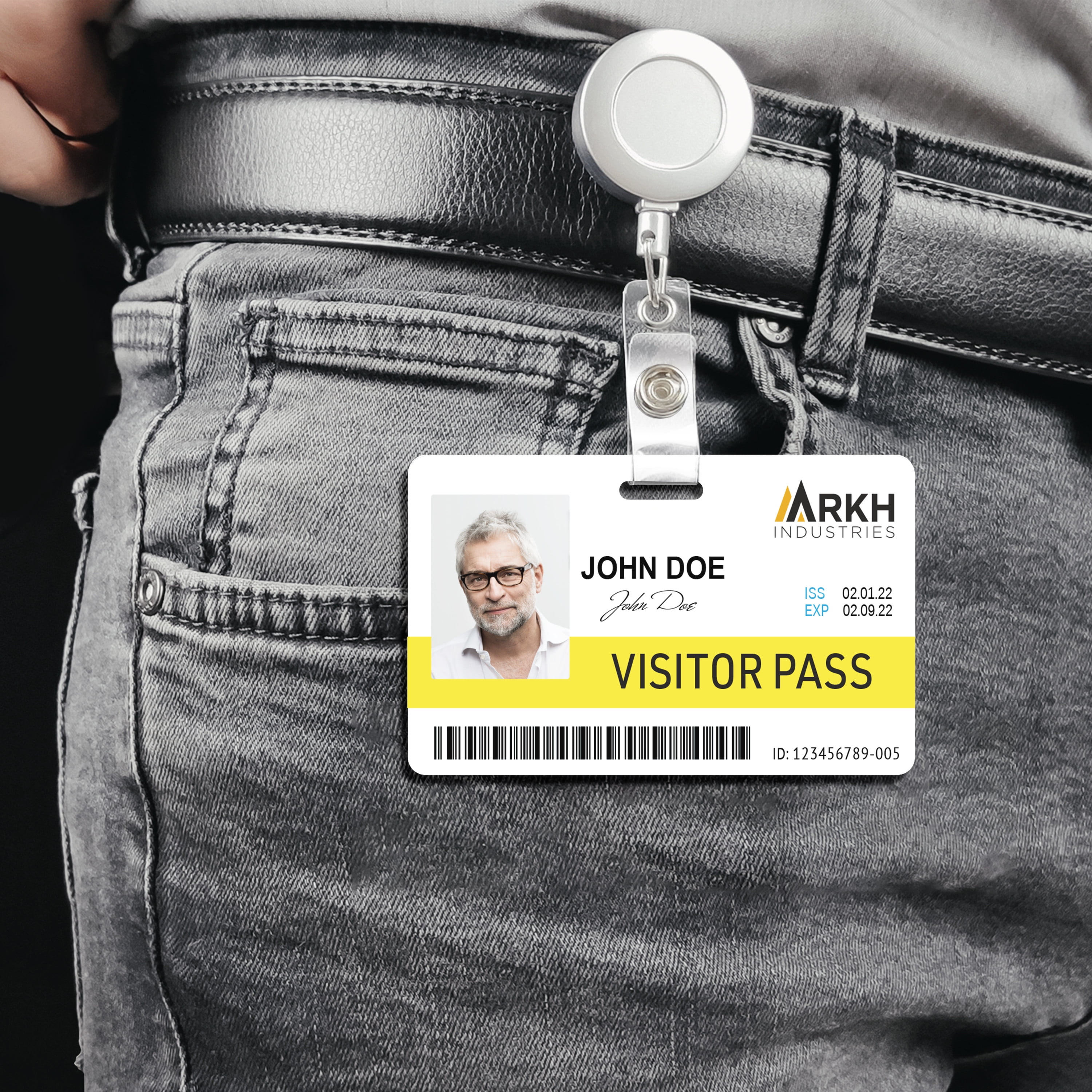 Avery Wide ID Badges for Lanyards, 80ct, 3.375" x 2.125" (61611)