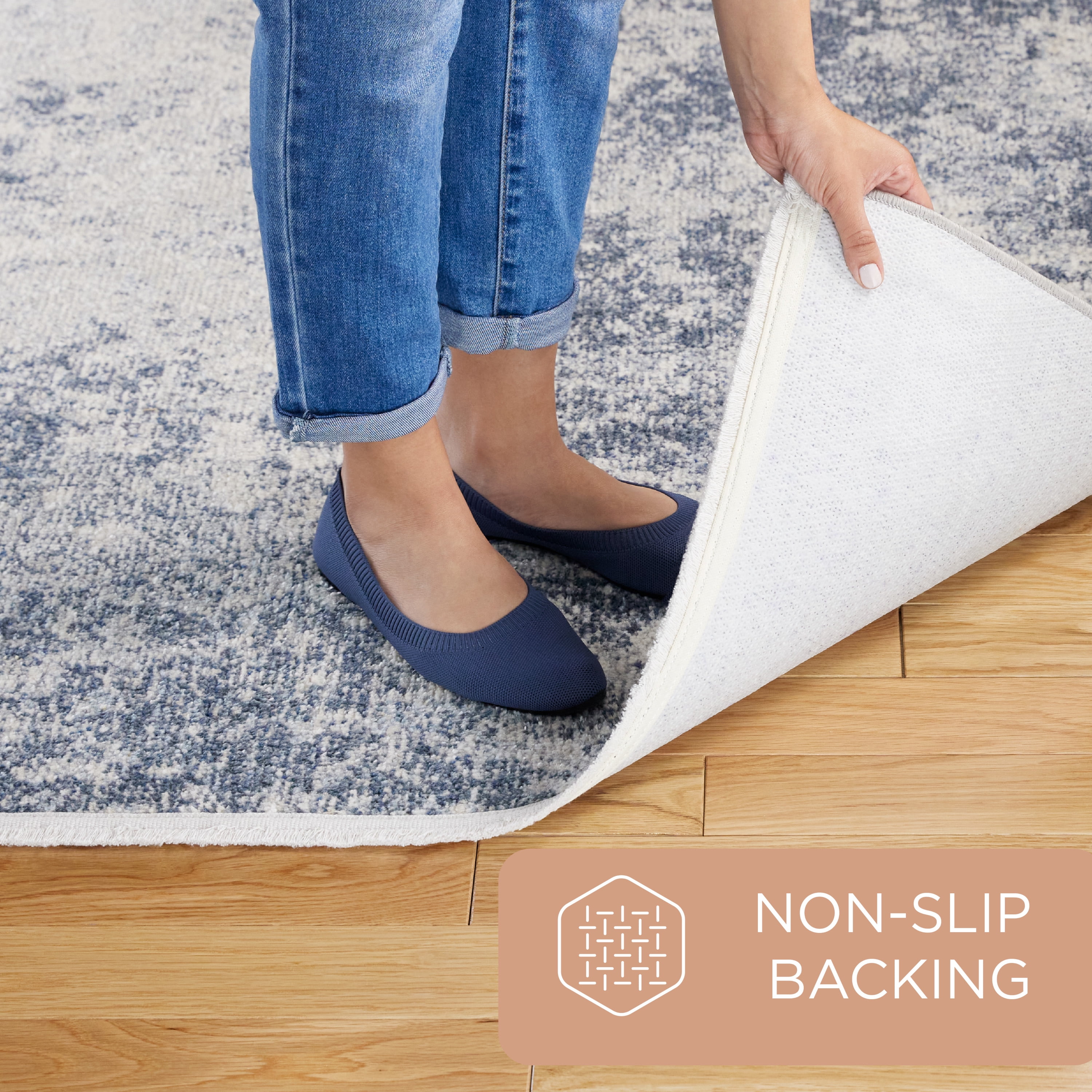 TOWN & COUNTRY EVERYDAY Rein Abstract Cloud Everwash® Washable Area Rug with Non-Slip Backing, Pet Friendly Rug, Blue/Grey, 5'2"x7'2"