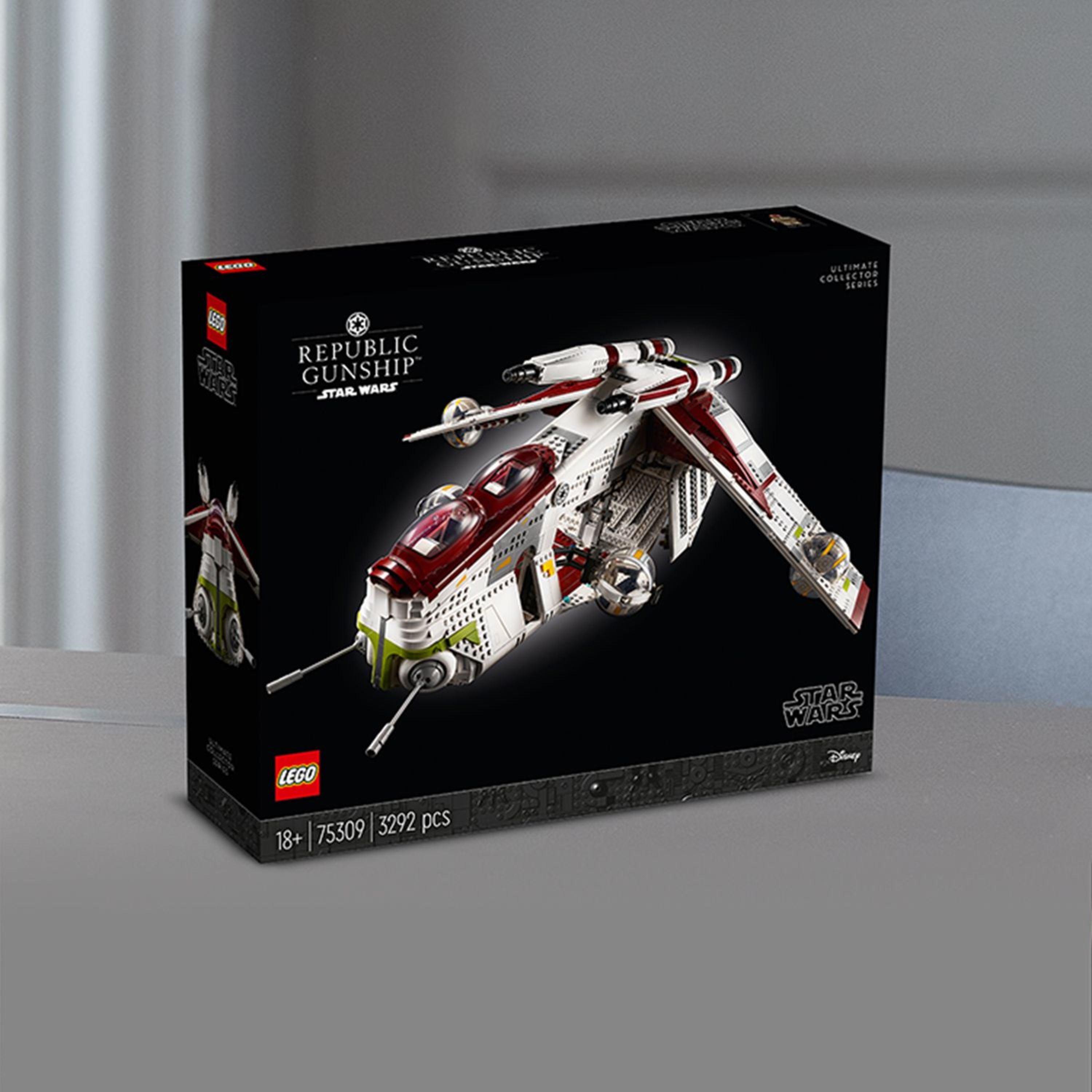 LEGO Star Wars Republic Gunship 75309 UCS Display Model Kit 