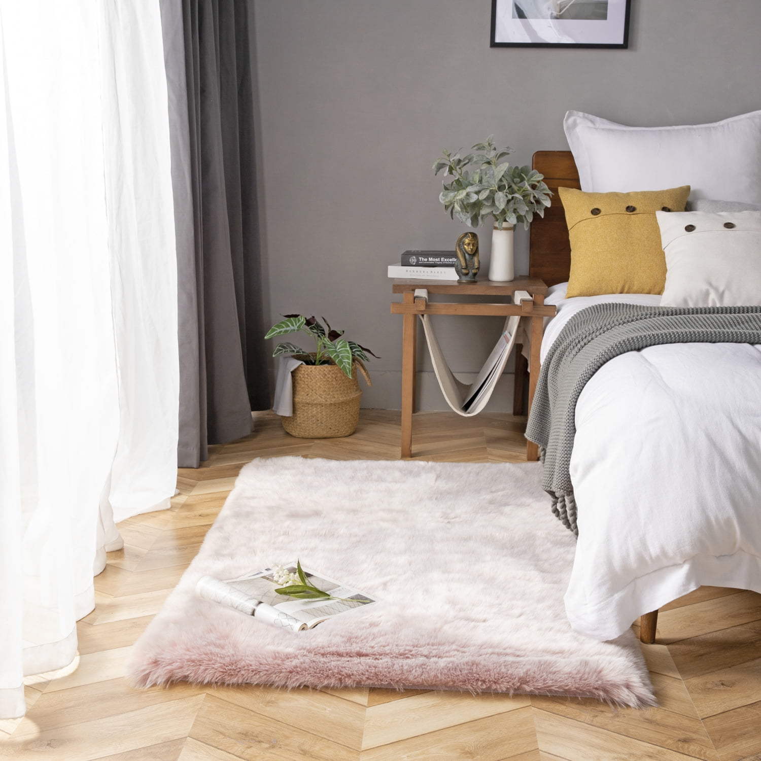 Phantoscope Ultra Soft Faux Fox Fur Series Decorative Indoor Area Rug 3x5 Feet Rectangle, Pink with White Tip, 1 Pack
