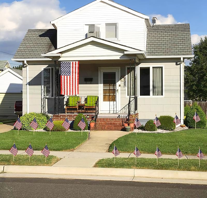 100 Pack 5x8 Inch Small American Flags on Stick,Mini Flags/US Handheld Stick Flags with Kid-Safe Spear Top, Perfect for Memorial Day Decorations, Independence Day, 4th of July Outdoor Decor,Yard Flags