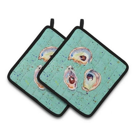 

Oyster Pair of Pot Holders 7.5 x 3 x 7.5 in.