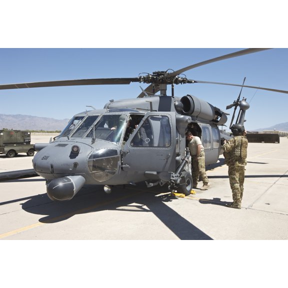 HH-60G Pave Hawk with pararescuemen Canvas Art - Terry MooreStocktrek Images (18 x 12)
