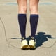 thumbnail image 1 of Calcetines de compresión para hombres y mujeres - soporte 20-30mmHg para correr, deportes y viajar - Nylon/Spandex - Talla 35-38 o 39-42 - 1 par, 1 of 3
