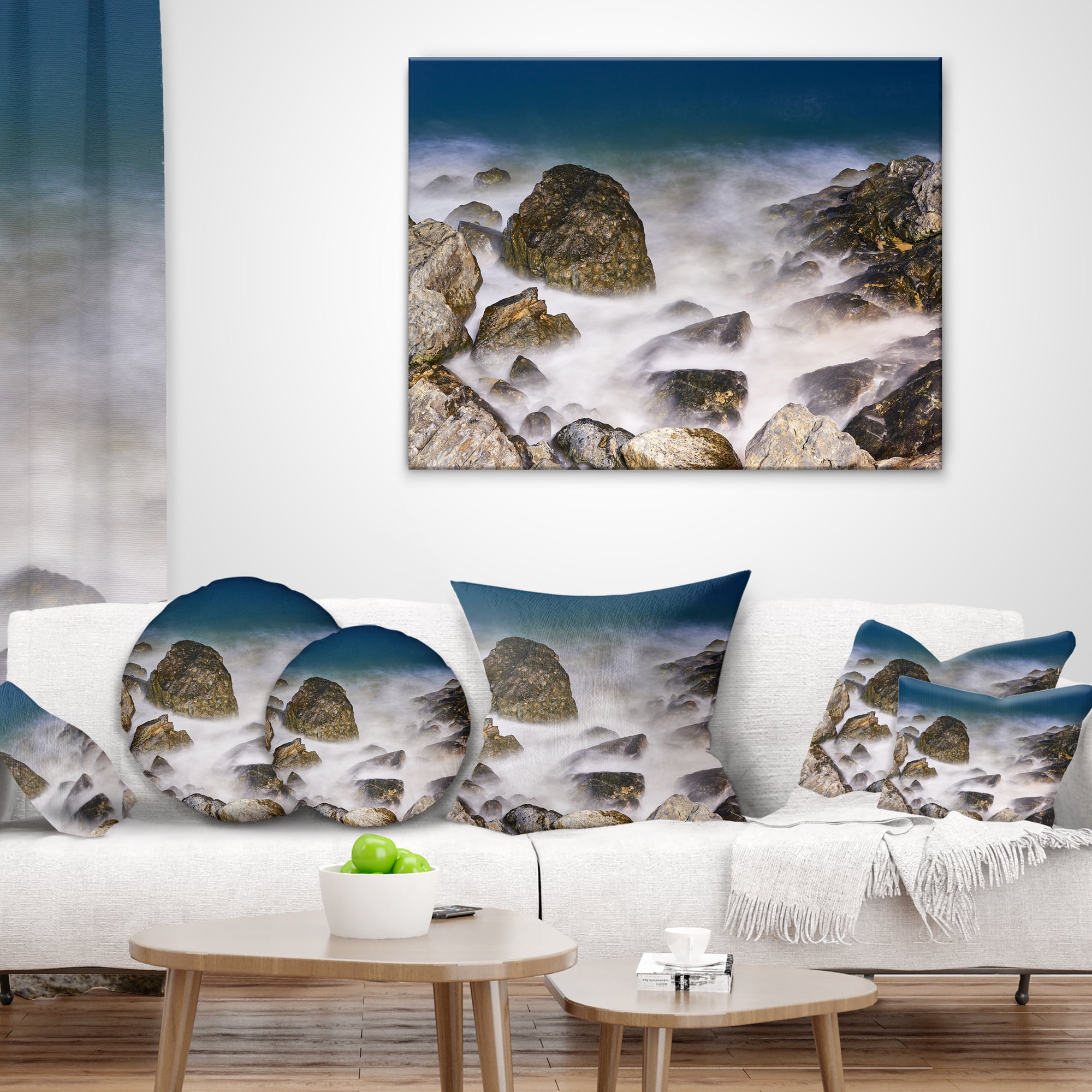 Designart Rocky Waves at Haeundae Coast Busan - Seashore Throw Pillow - 18x18