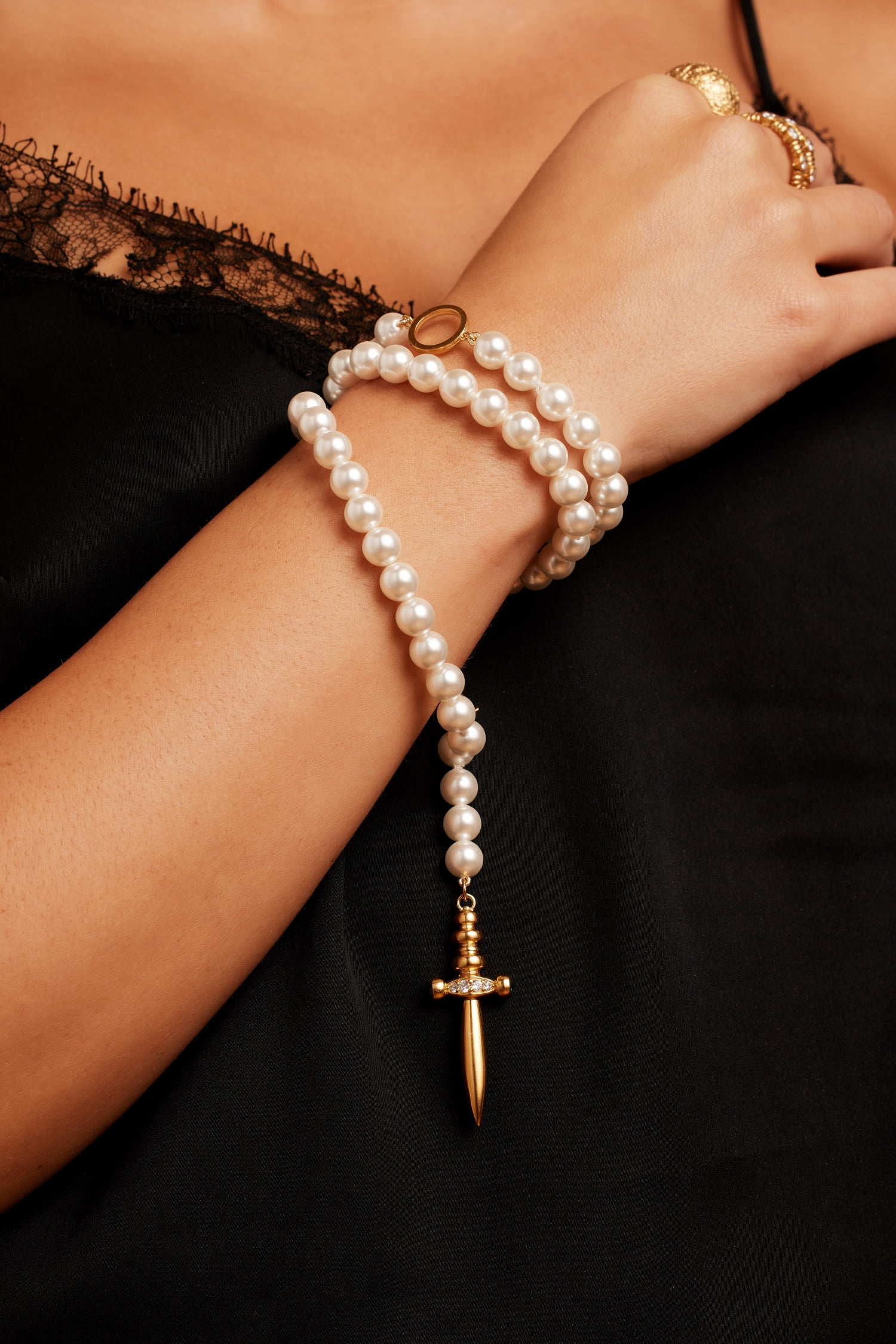 Bella by Thorne Adjustable Pearl x Dagger Statment Adult Necklace, Silver