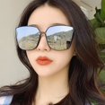 thumbnail image 4 of Gafas De Sol Cuadradas De Diseñador Coreano Para Mujeres/Hombres UV400 Marco De Color, 4 of 4