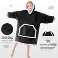 thumbnail image 4 of Sudadera portátil con capucha IFNOW para niños, negra con bolsillos y capucha, 4 of 9