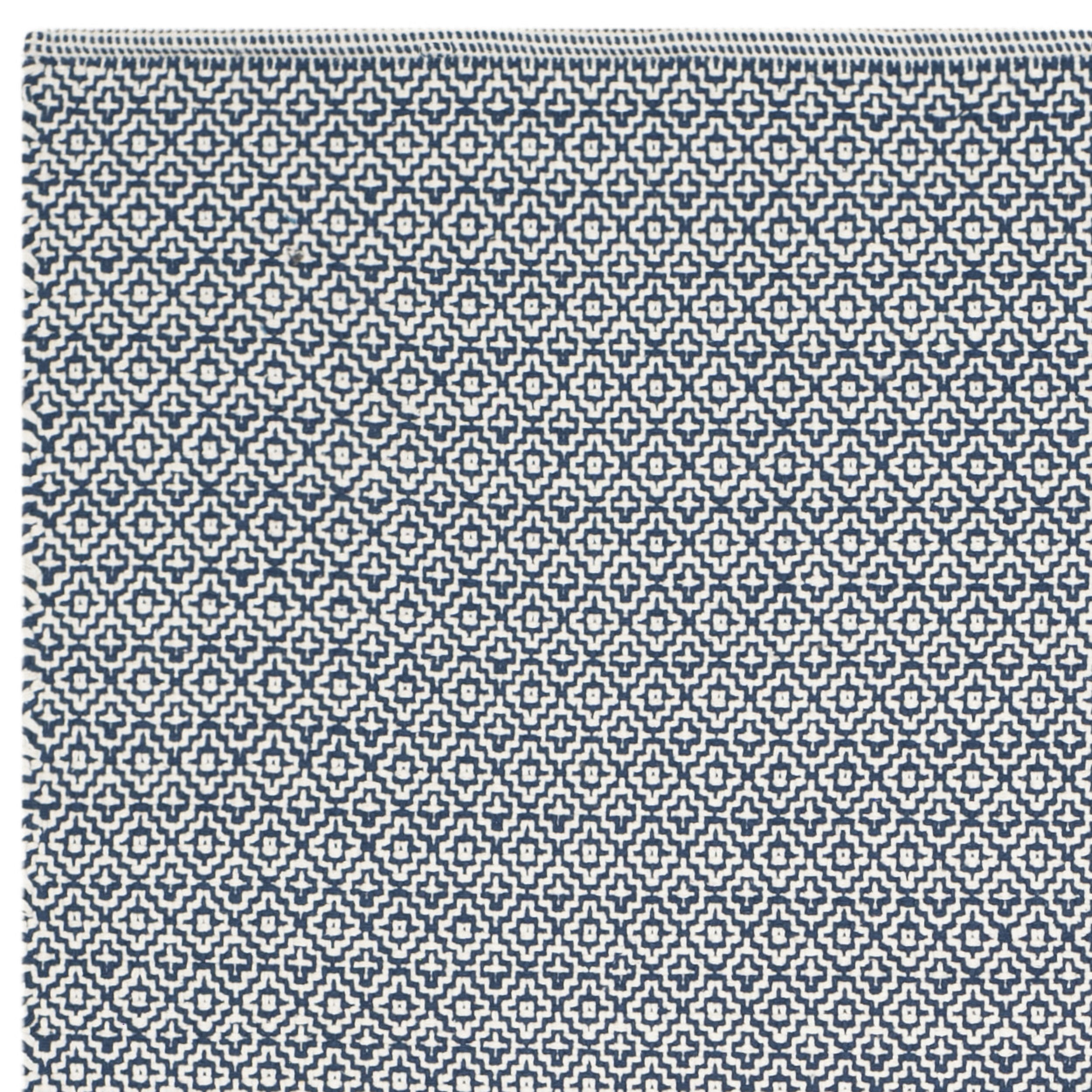 SAFAVIEH Montauk Audra Geometric Cotton Runner Rug, Ivory/Navy, 2'3" x 11'7"
