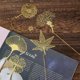 thumbnail image 4 of marcapáginas de metal dorado con cadena, marcapáginas hueco, hoja de metal, exquisita flor de clavel de ginkgo, hoja de arce para amantes de libros, lectores, adolescentes, mujeres y hombres, 4 of 5