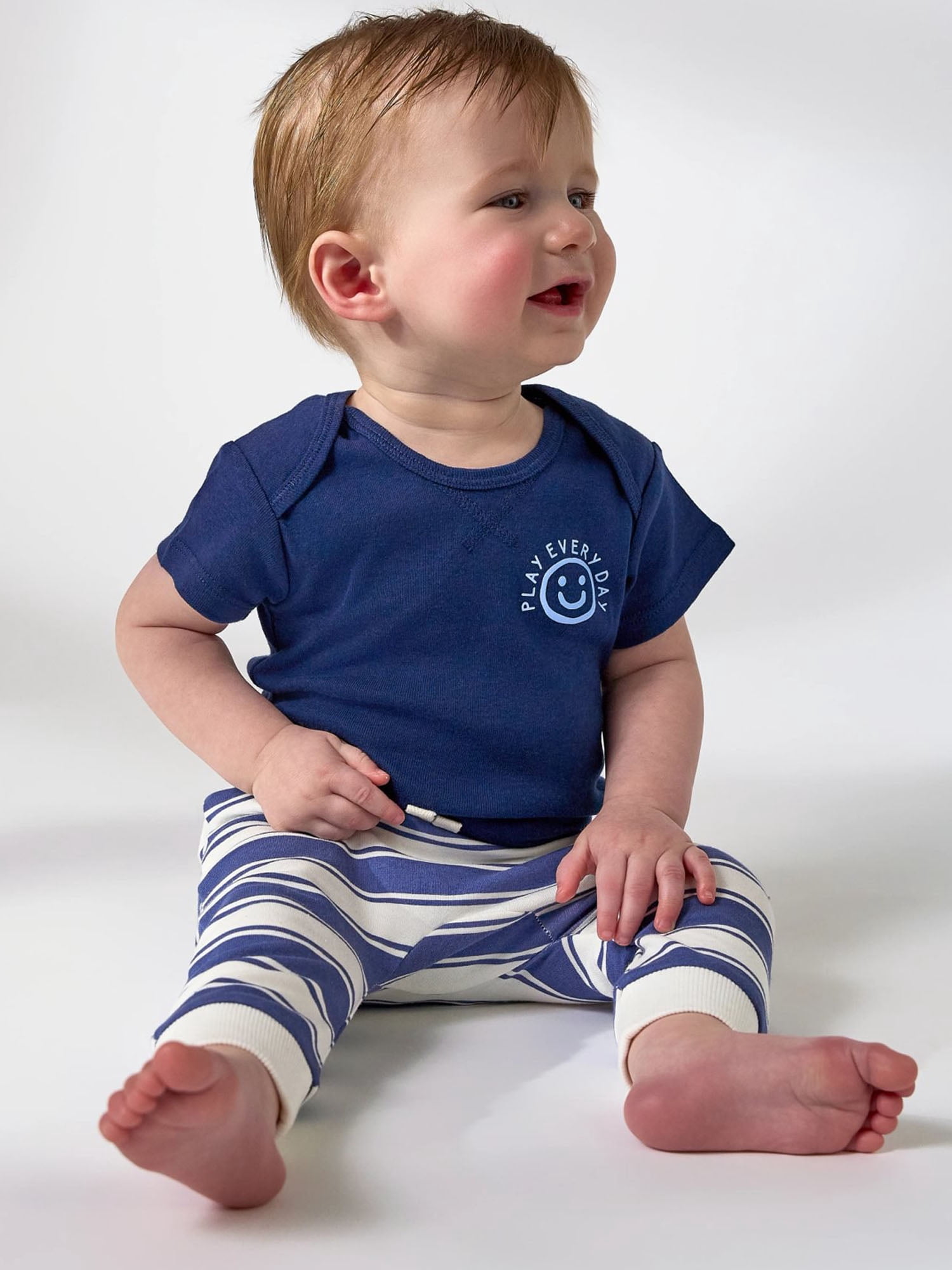 Gerber Baby Neutral Short Sleeve Onesies, 8-Pack, Sizes 0/3 Newborn - 12 Months