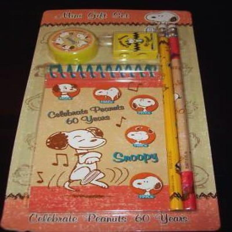 Peanuts Snoopy Mini Gift Set Pencils, Pad, Sharpener, Eraser
