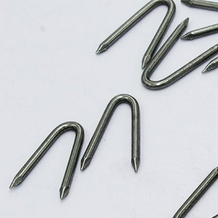 GOOHOCHY 140pcs HeavyDuty Iron UShaped Fence Staples for DIY Gardening and Construction Secure Silver Tacks