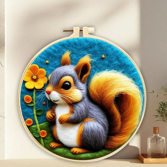 Squirrel Needle Felt Painting Set Beginner Felt Painting Set with Decorative Frame Suitable for Home Decoration Christmas Gift