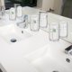 thumbnail image 3 of Portavasos dispensador de tazas de enjuague bucal de plástico para encimeras de baño Afortunado Sencillez, 3 of 5