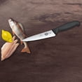 thumbnail image 2 of Cuchillo de cocina Victorinox Chef's Black Fibrox con hoja de 15 cm, 2 of 4