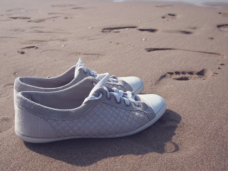 beach sneakers