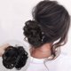thumbnail image 1 of Pieza de pelo de moño desordenado para mujer, moño de pelo ondulado y rizado con clip en garra (negro natural), 1 of 5