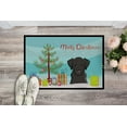 thumbnail image 2 of Carolines Treasures BB1607MAT Christmas Tree & Black Labrador Tapis Intérieur Ou Extérieur - 18 x 27, 2 of 4