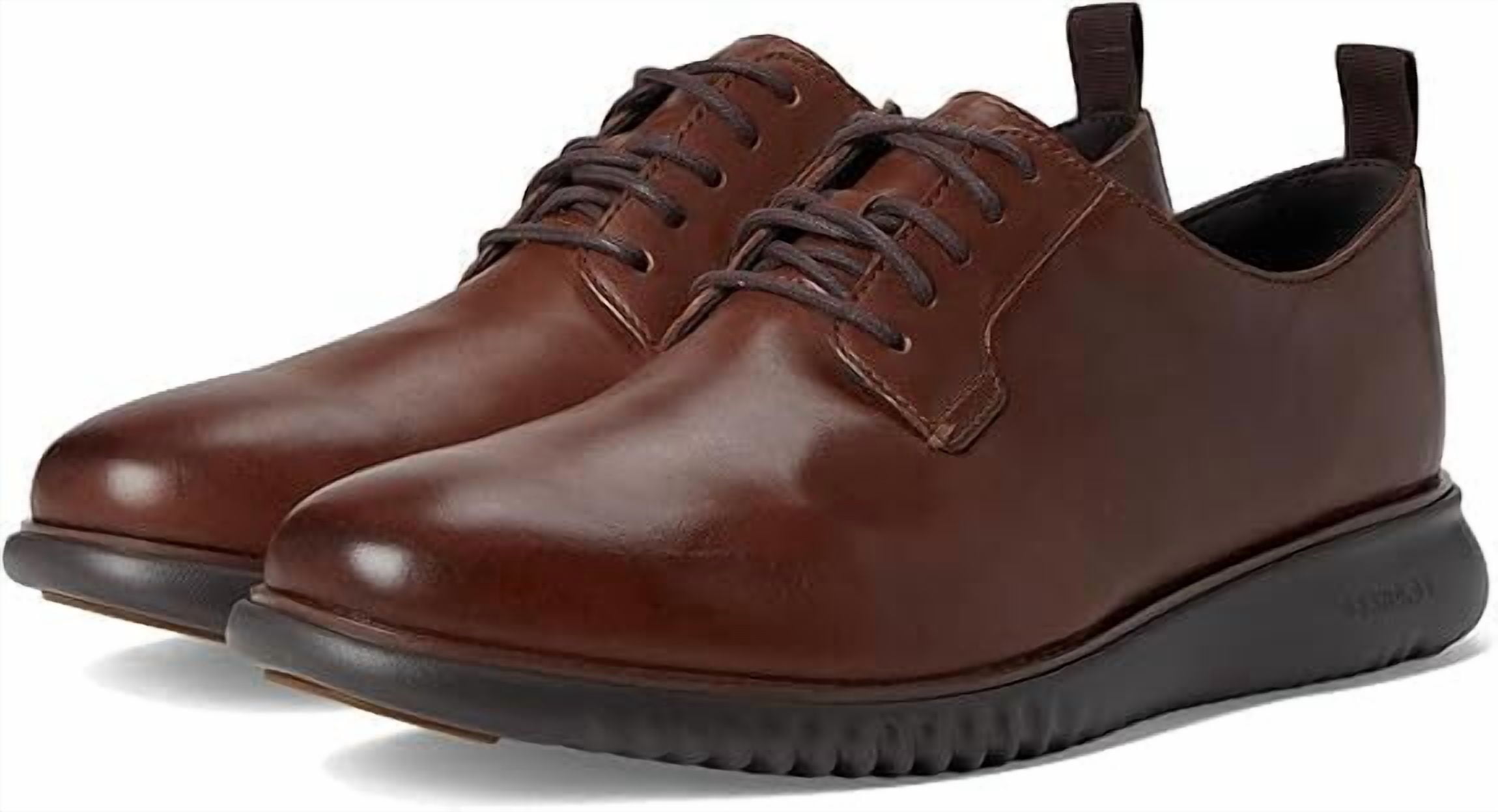 Cole Haan Men display picture 1