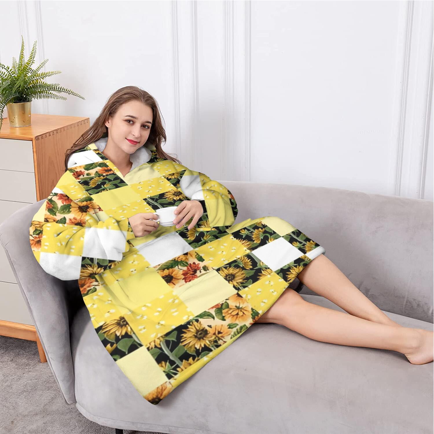 Oversized Wearable Blanket Hoodie,Yellow White Checker Sunflower Pattern Sherpa Blanket Hoodie with Super Pockets,Super Warm Fuzzy Pullover for Women & Men