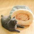 thumbnail image 4 of Lit pour Chat Fermé Chaud et Confortable pour Automne et Hiver, Abri pour Animaux Isolé et Lavable, Doux pour Usage Intérieur, 4 of 5