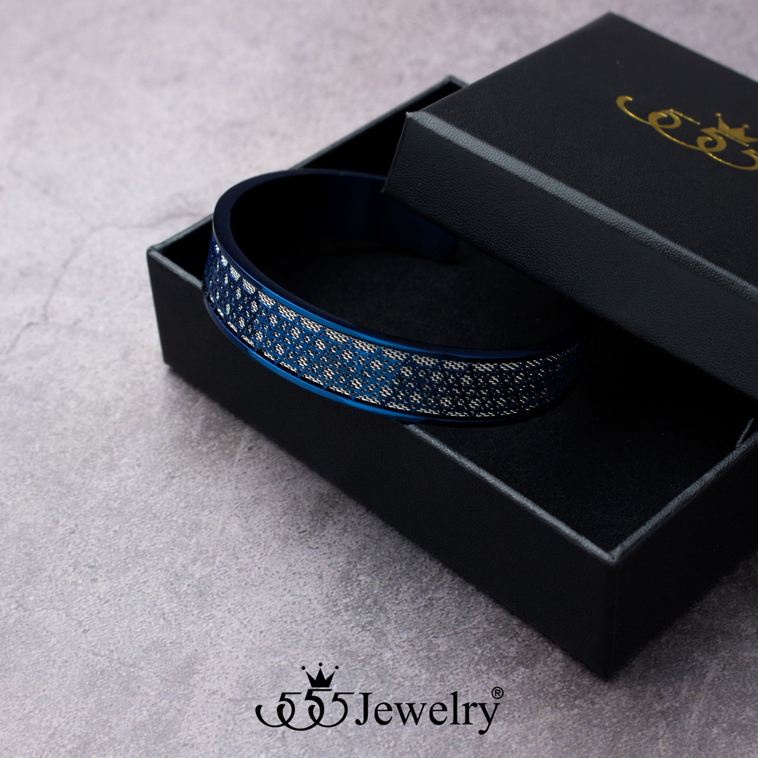 555Jewelry Stainless Steel Cuff Bangle Star of David Bracelet for Men and Boys, Blue/Silver