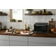 thumbnail image 3 of KITchenAid KCO124BM - Freidora digital de aire para encimera, color negro mate, 3 of 5