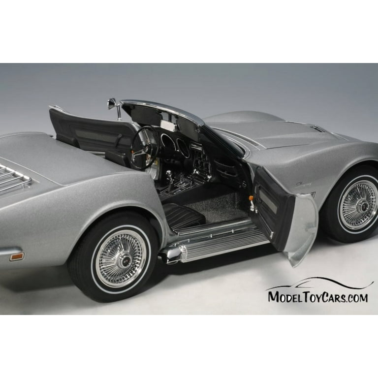 1969 Chevy Corvette, Silver - AutoArt 71162 - 1/18 Scale
