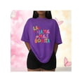 thumbnail image 2 of Playera La Mamá Más Bonita con Estilo Acuarela – Diseño Dulce y Femenino Color Morado Talla Extra Grande Marca Emil SaEs, 2 of 4