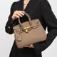 thumbnail image 3 of Bolso de platino con patrón de lichi, temperamento de alta gama, 2024, gran capacidad, moda, nuevo, de alta calidad, bolso de hombro tipo bandolera para mujer, 3 of 5