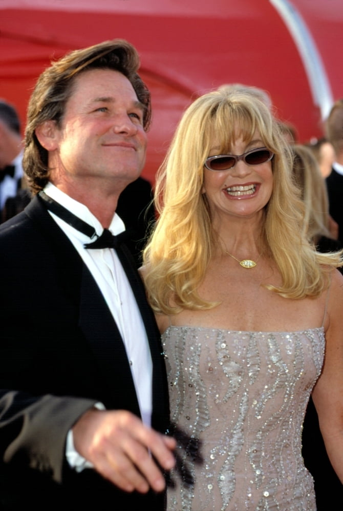 Kurt Russell And Goldie Hawn (Wearing A Dress By Vera Wang) At Academy ...