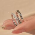 thumbnail image 2 of Anillo de bodas pequeño brillante de plata esterlina S925 para parejas, anillo de fila con diamantes de moissanita, anillo de pareja a juego para mujer, 2 of 5