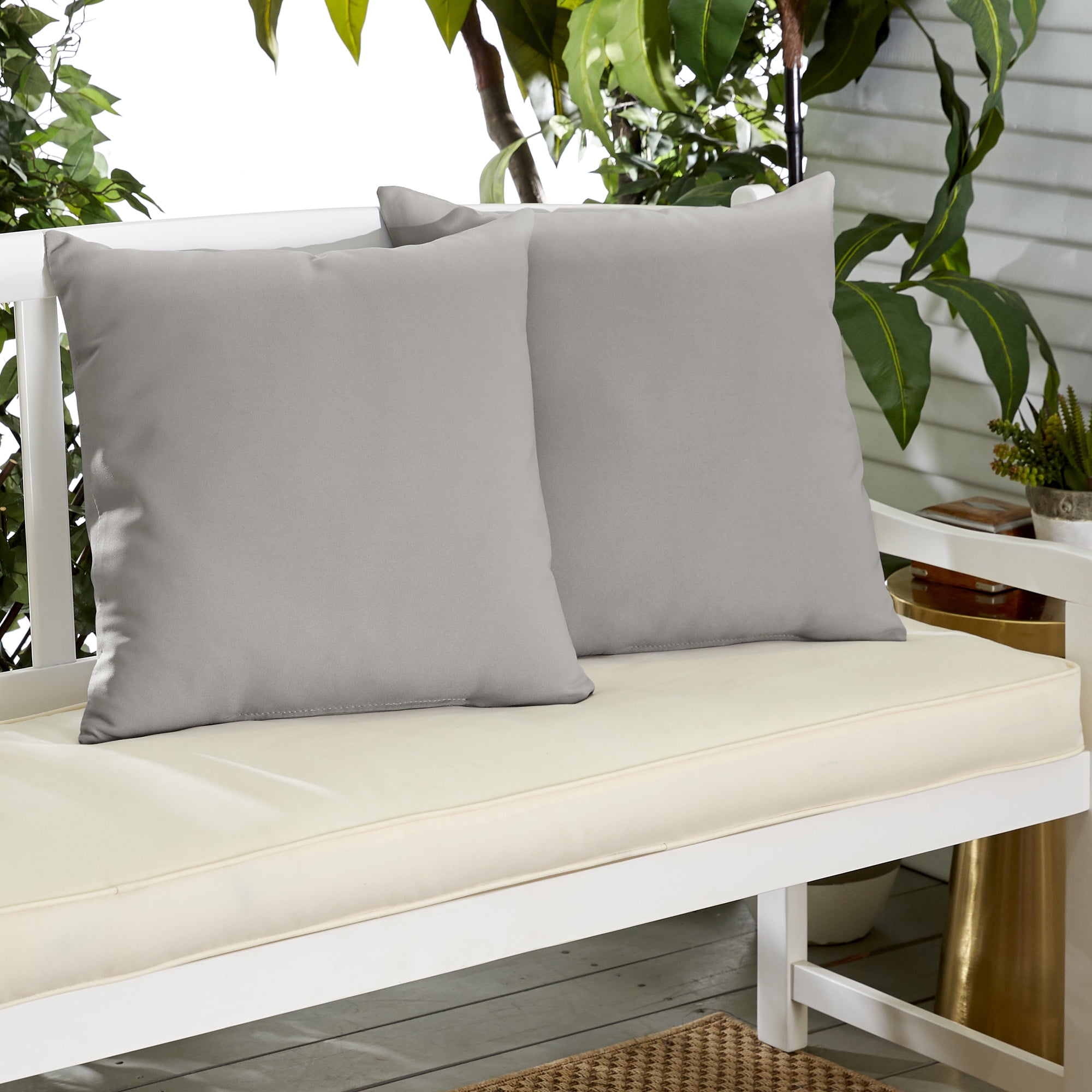 comfortable throw pillows