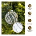 thumbnail image 4 of Set Esferas y Adornos Navideños para Árbol de Navidad Esquimal, 25 Piezas (Cristal Plateado), 4 of 6