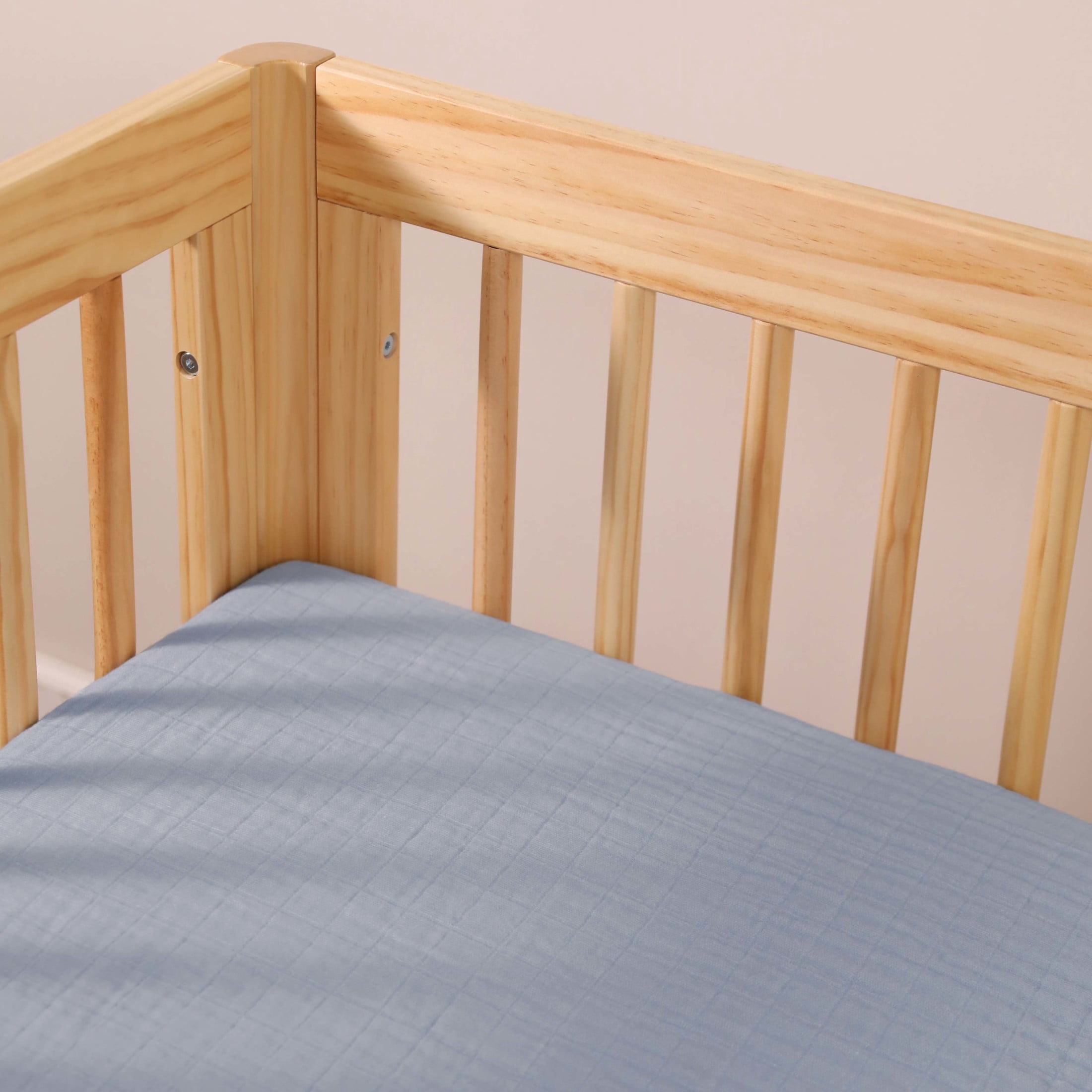 Babyletto All-Stages Midi Crib Sheet in GOTS Certified Organic Muslin Cotton